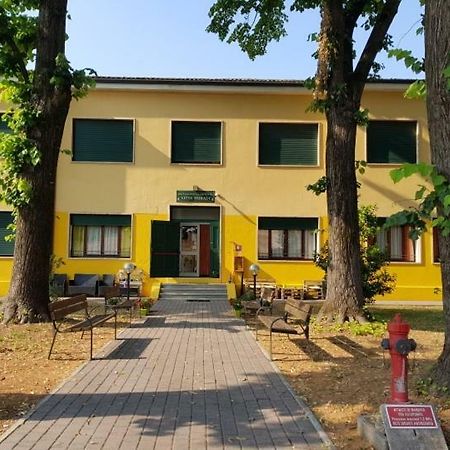 Ostello Citta' Murata Монтаньяна Екстер'єр фото